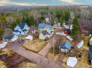 26890 E Amygdaloid St, Calumet, MI 49913