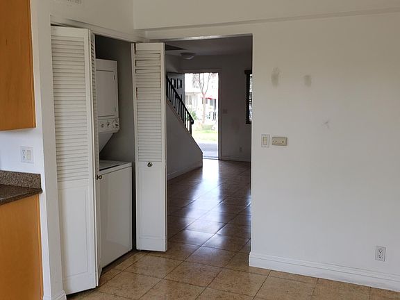 5th image of 1045 Peach Ave Unit 41