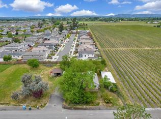 3809 Elwin Ln, Santa Rosa, CA 95403