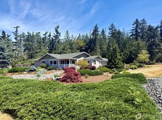 2270 S 7th Ave, Sequim, WA 98382