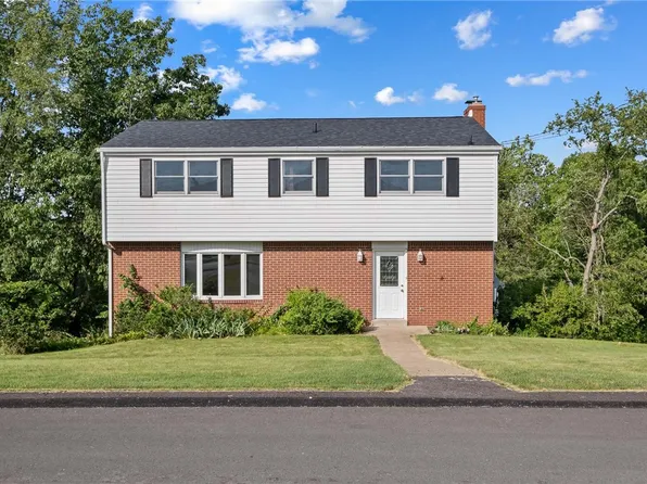 3569 Meadow Gate Dr, Murrysville, PA 15668
