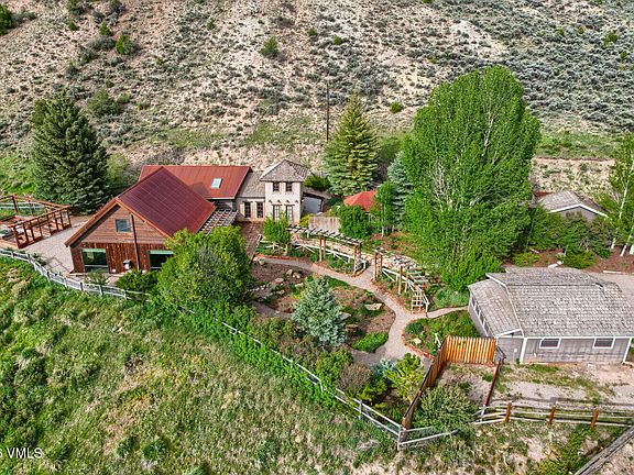 2nd image of 1644 Squaw Creek Rd