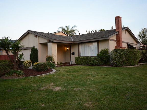 3rd image of 348 Avenida Pinos