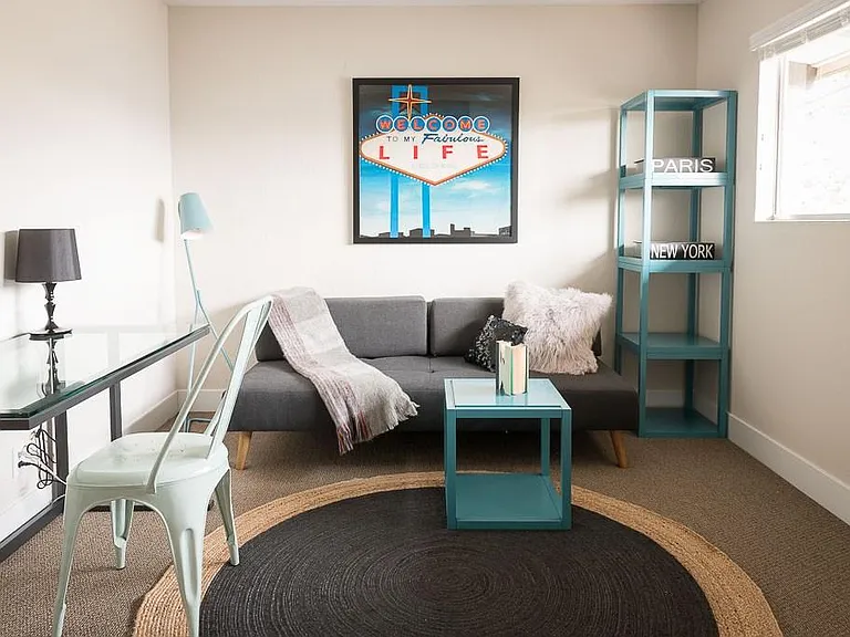 Woodlark Residences — Photo 15
