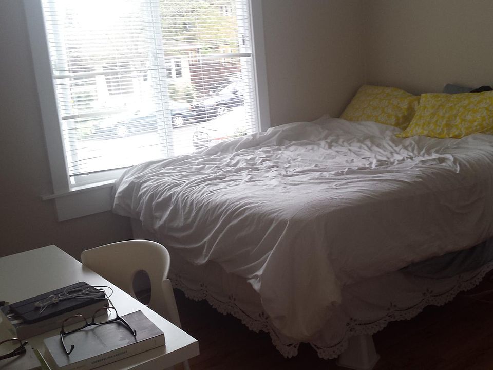 1st image of 359 Hawthorne Ave #A