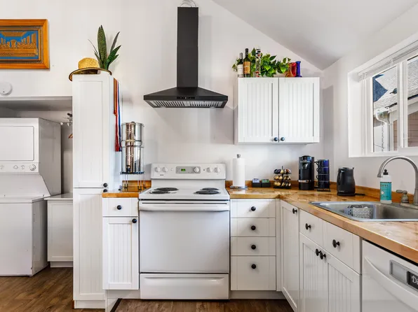 (undisclosed Address), Burlington, WA 98233