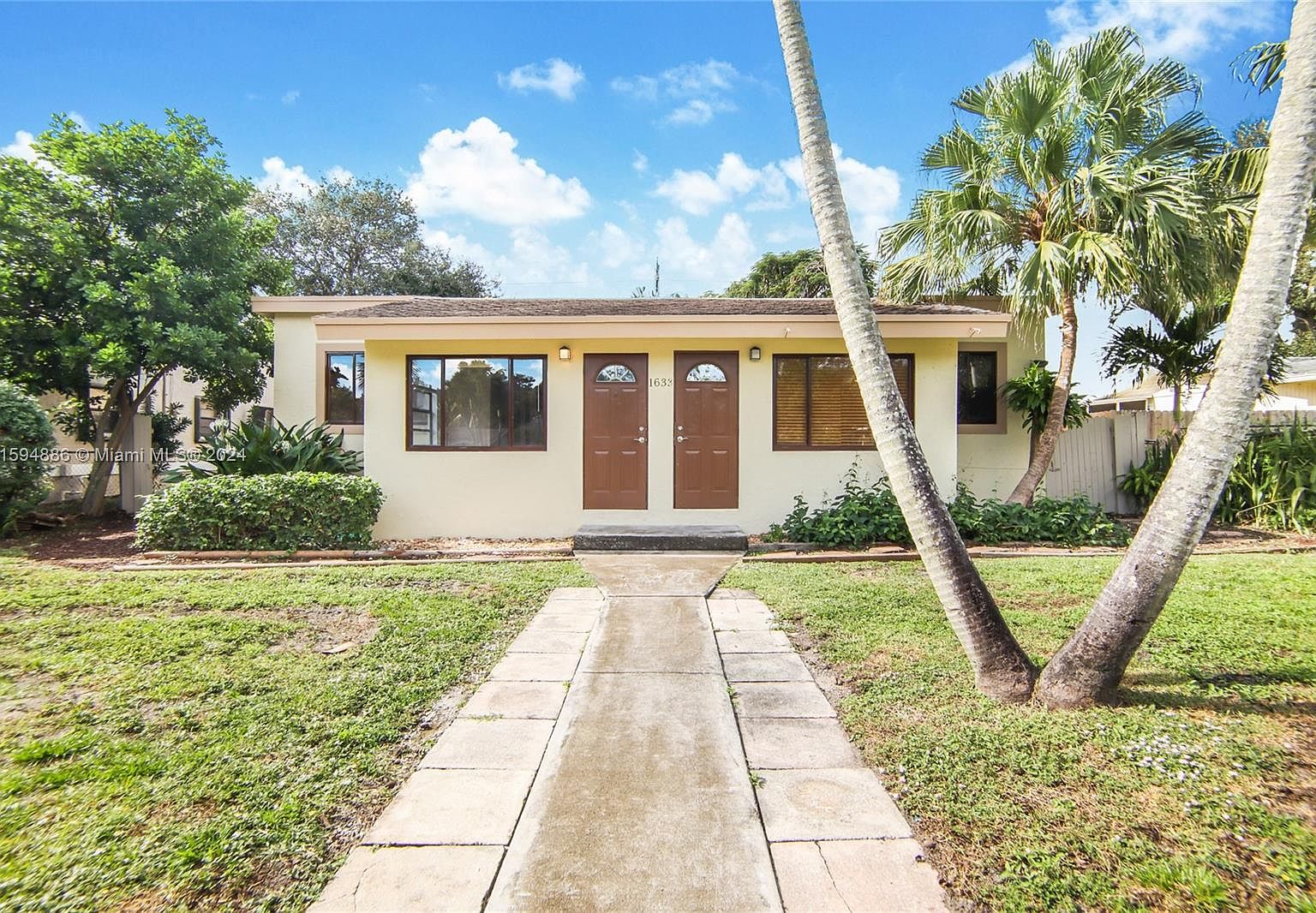 1633 SW 30th Ter, Fort Lauderdale, FL 33312 | MLS #A11594886 | Zillow