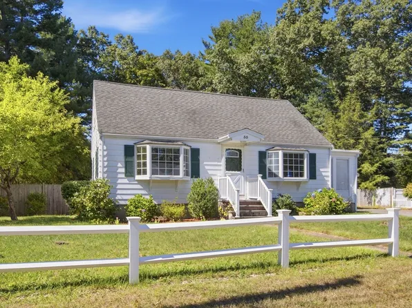 35 Marie St, Tewksbury, MA 01876