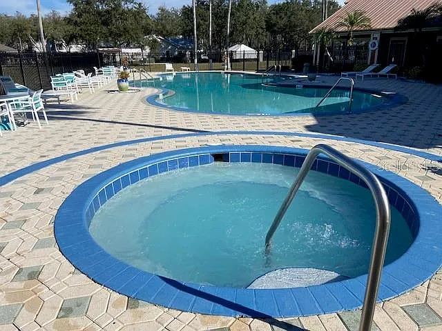 2201 Key West Ct #335 — Photo 28