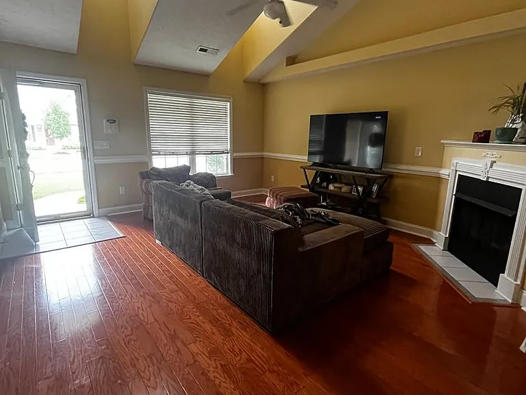 403 Neuchatel Rd — Photo 13