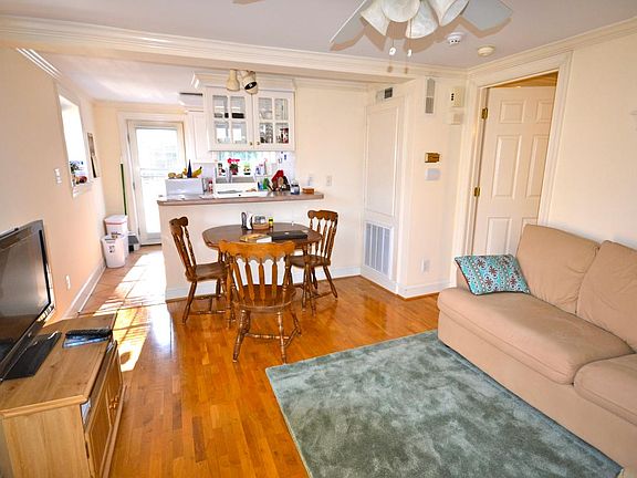 Living Room looking into kitchen