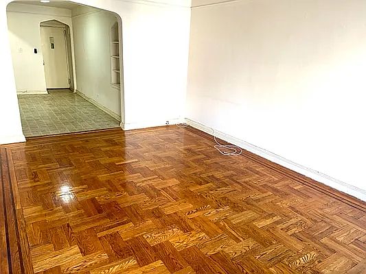 3rd image of 47-25 40th St #3H