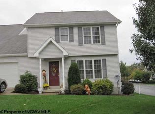 12 Five Forks Dr, Morgantown, WV 26508