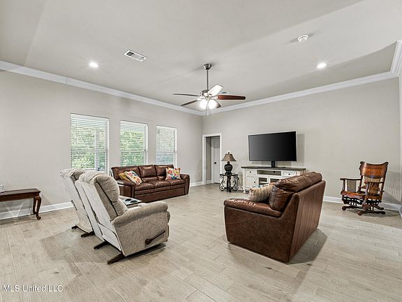 3rd image of 14291 Swan Ridge Cir