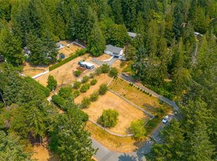 11255 Nitinat Rd, North Saanich, BC V8L 5R8