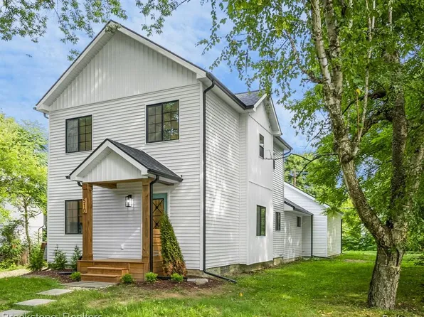 510 Alpeana St, Auburn Hills, MI 48326