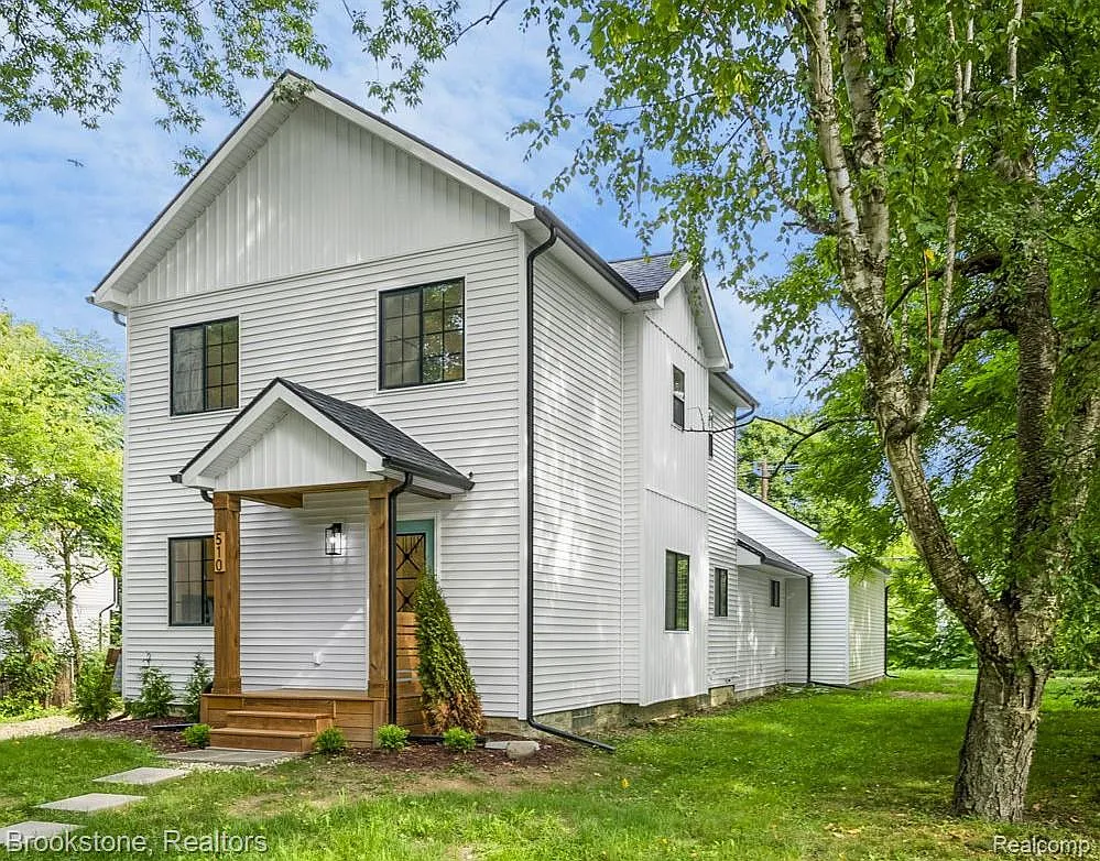510 Alpeana St photo 1