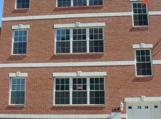 284 Baldwin Ave, Jersey City, NJ 07306