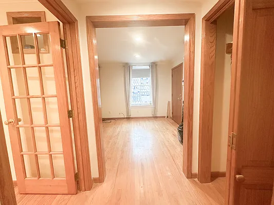 Rented by Ulas Real Estates Inc | media 10