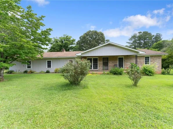 34 Oakmont Dr, Jasper, GA 30143