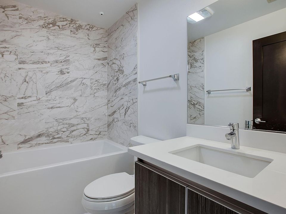 1st image of 4255 Lockwood Ave #3