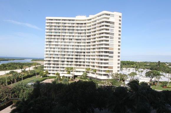 1st image of 260 Seaview Ct APT 1506