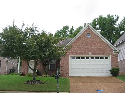 9257 S Fairmont Cir Photo 1