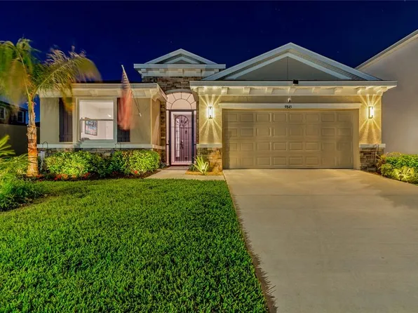 9845 Shoreline View Way, Wesley Chapel, FL 33545