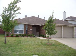 2825 Turtle Dove Ln, Mesquite, TX 75181