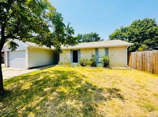 1201 Sand Hill Ct, Arlington, TX 76014