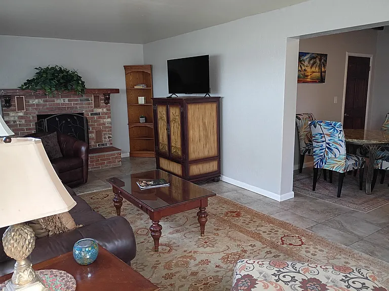 2175 Lakeview Dr — Photo 40