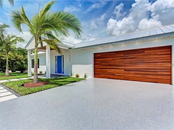 2201 Webber St, Sarasota, FL 34239