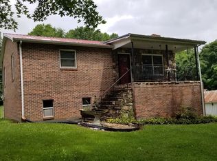 1813 Valley Rd, Saltville, VA 24370