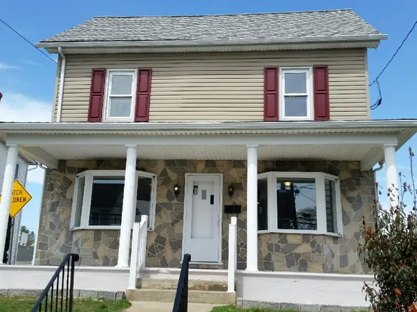 4623 Main St, Whitehall, PA 18052