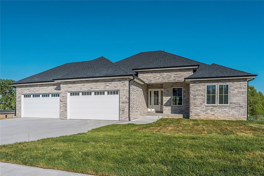 4851 159th St, Urbandale, IA 50323 MLS 682118 Zillow