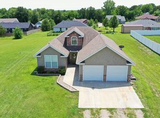 146 SE 215th Rd, Warrensburg, MO 64093