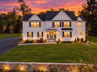 10 Laurel Glen Ct, Holliston, MA 01746