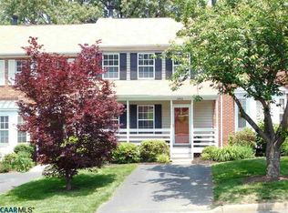392 Wynridge Ln, Charlottesville, VA 22901