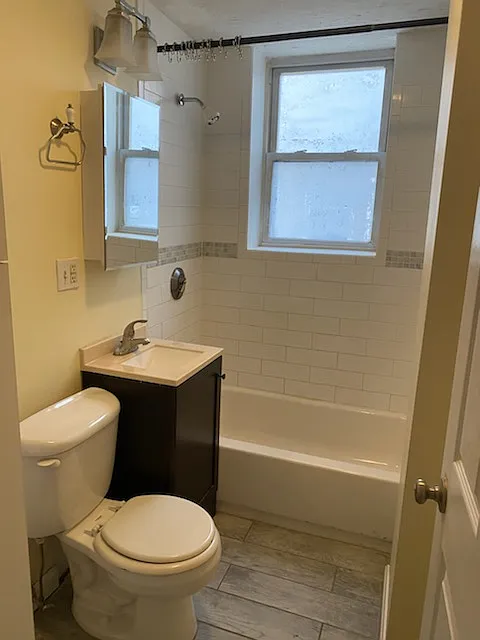 2 bed, 999 sqft, $3,700 — Photo 4