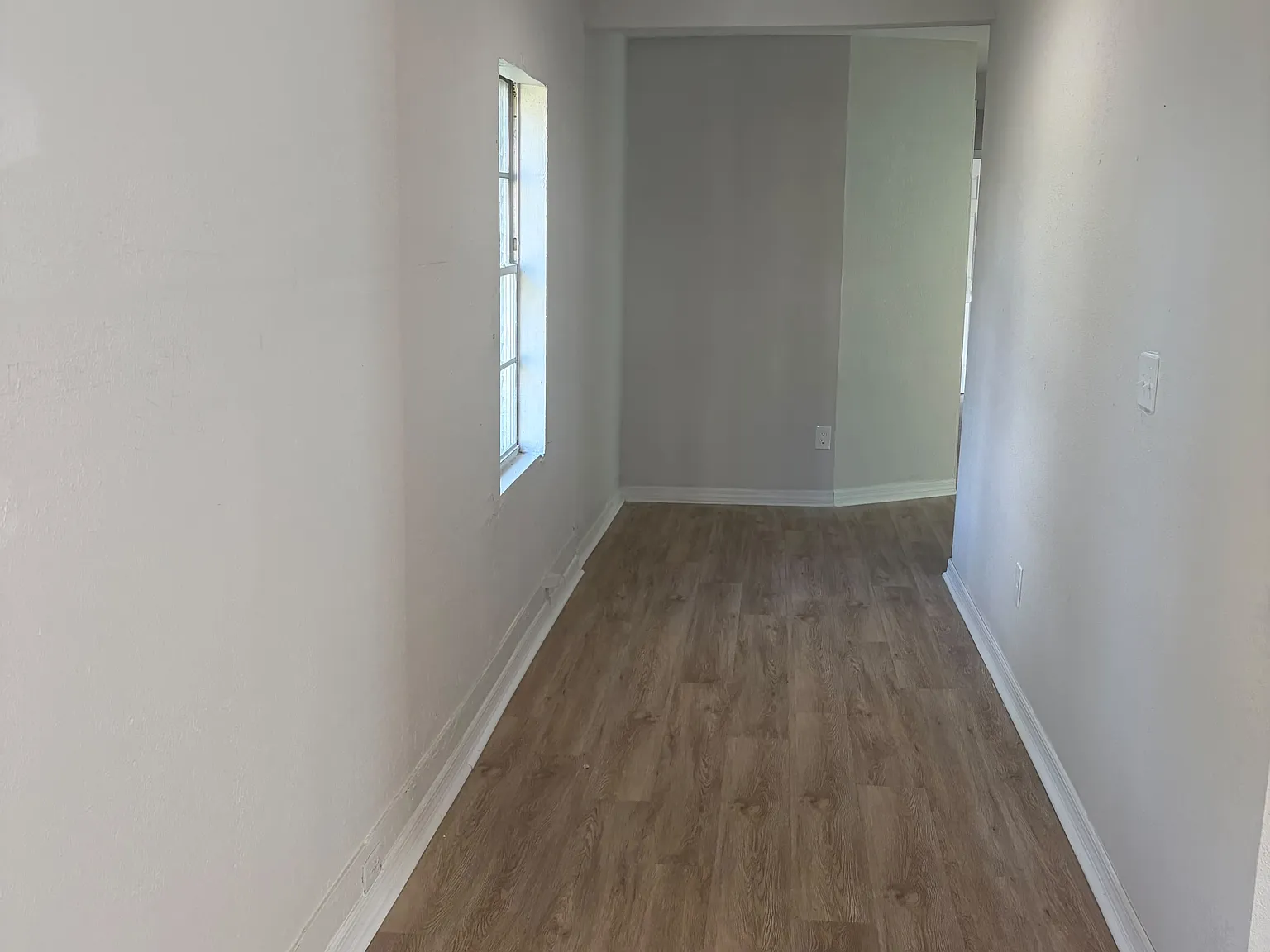 2 bed, 950 sqft, $1,495 — Photo 4