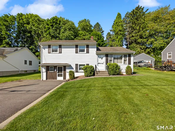 32 Moreland Avenue, Watertown, CT 06779
