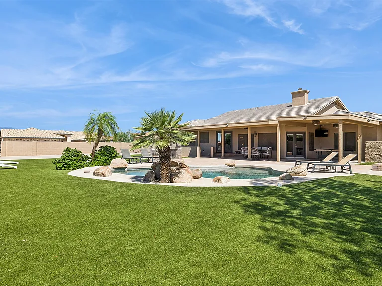 9033 W Patrick Ln — Photo 45