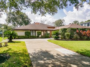 2127 Winged Foot Dr, Missouri City, TX 77459