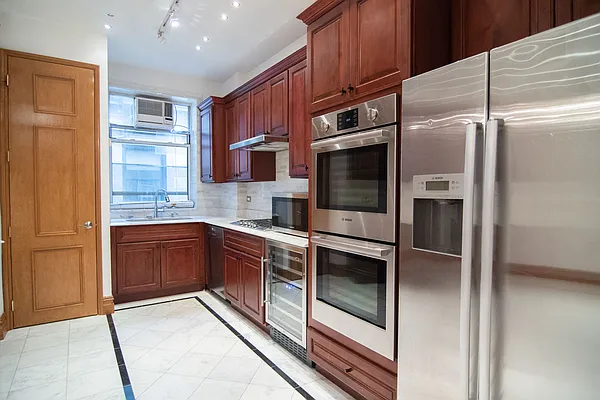 Rented by WAM Partners - William Moses Co. | media 44