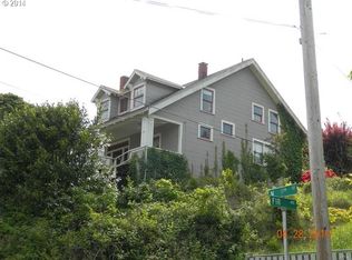 999 N 9th St, Coos Bay, OR