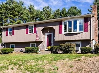 20 Alexander Dr, Bridgewater, MA 02324