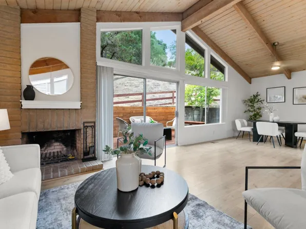22990 Cricket Hill Rd, Cupertino, CA 95014