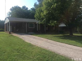 555 Wayview Rd, Henderson, NC 27537