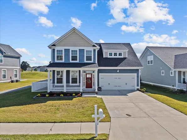 127 Brookside Ln, Suffolk, VA 23434