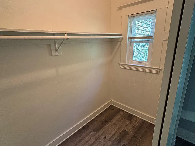 728 E St #302 — Photo 10